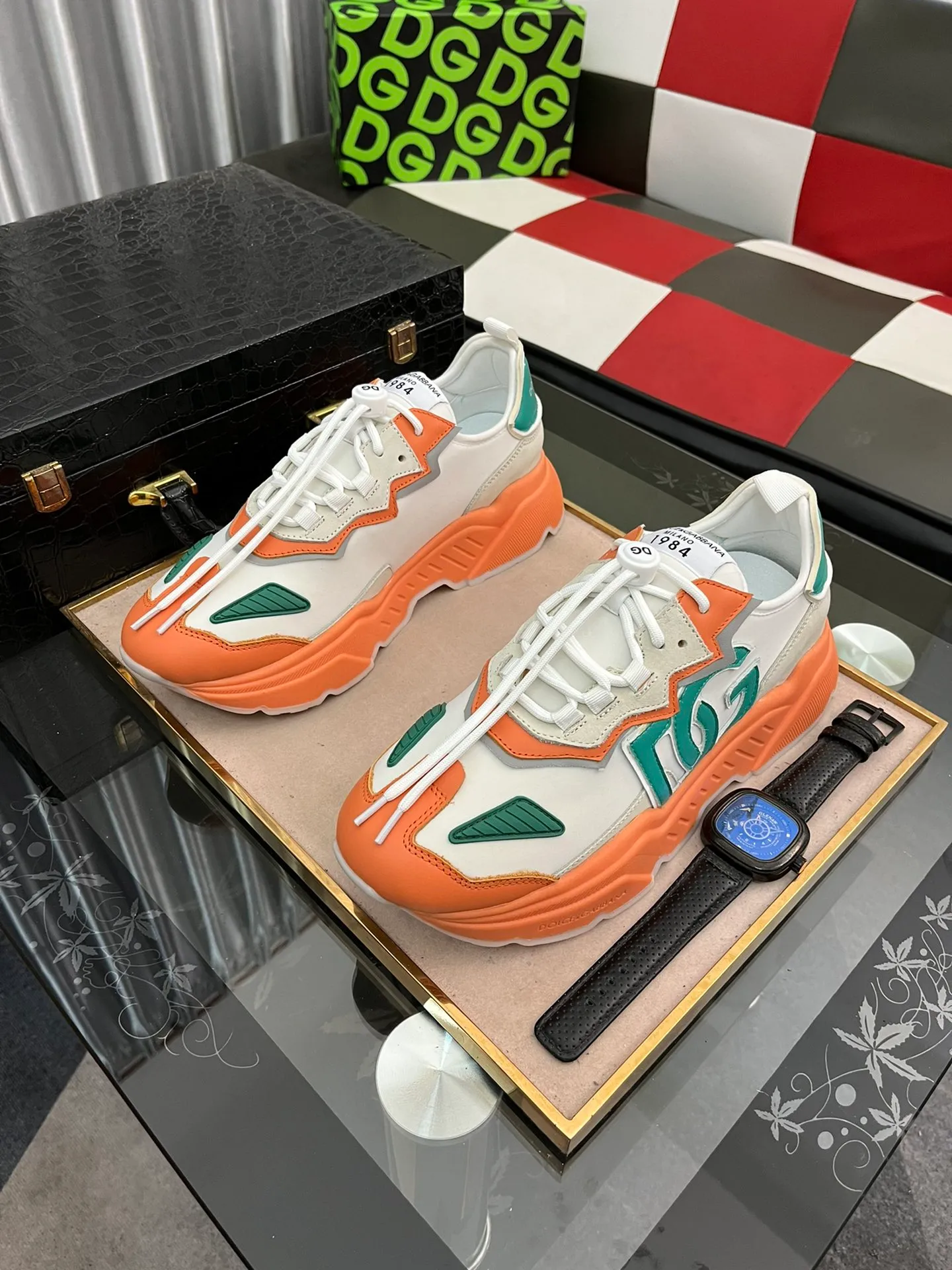 Ex-factory price 480⌚️⌚️[DG] Men's casual shoes, high-end quality, synchronized with counters, the version is compared with the original version, the upper is imported cowhide and the outsole is glued, the lining is full cowhide, exquisite and luxurious, size: 38–453⃣️Colors available